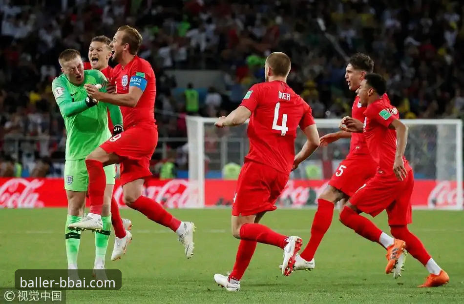 英格兰vs日本0-1惨败：图赫尔战术困局与亚洲足球崛起的深度对比分析